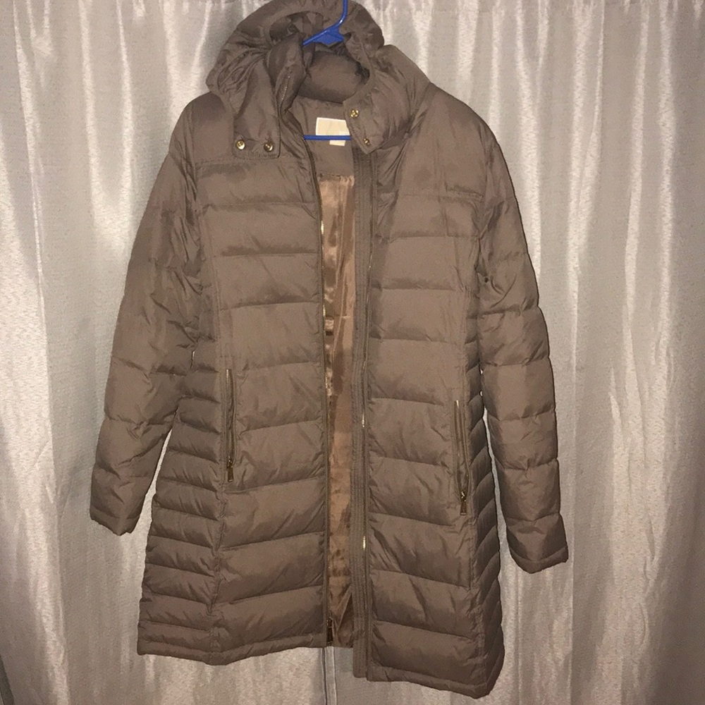 Michael kors down tan jacket 🧥